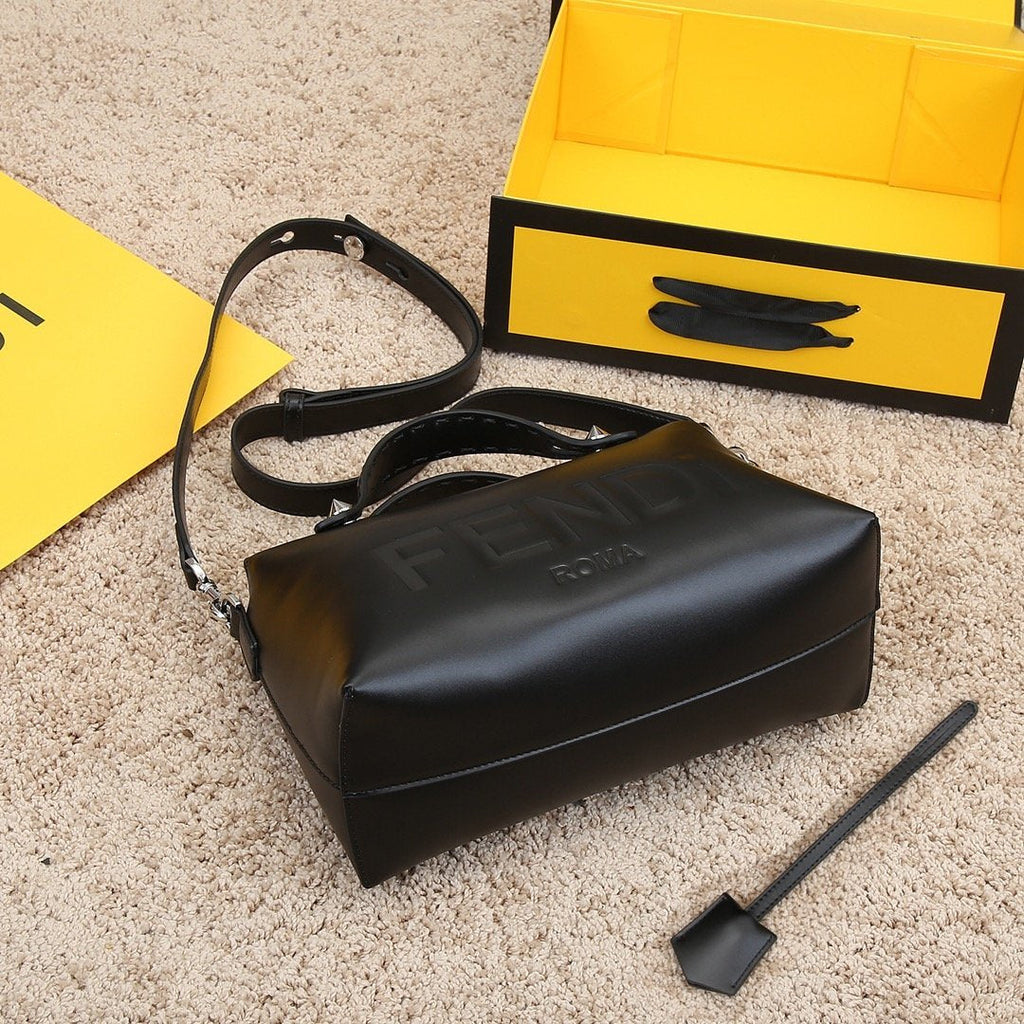 Designer Handbags Fendi 164