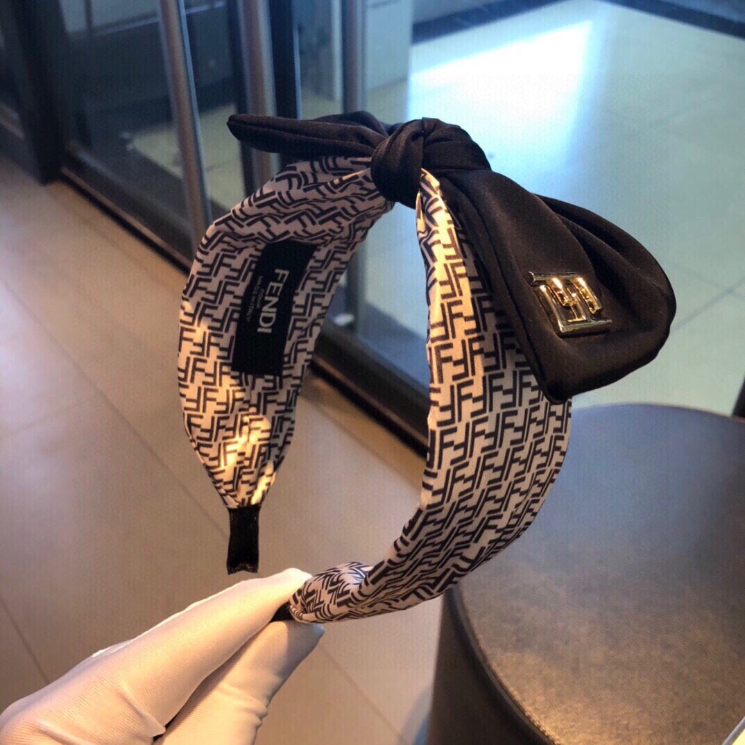 Luxury Hair Band Fendi 051