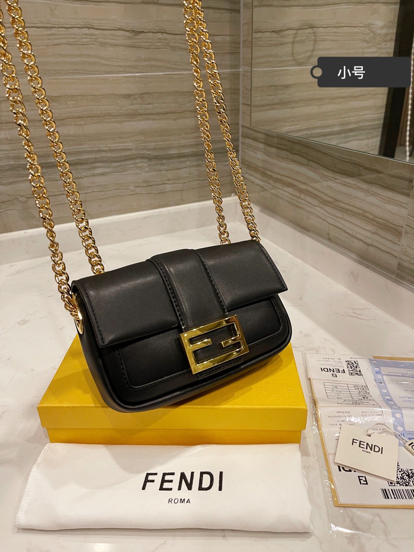 Luxury  Bags Fendi 214