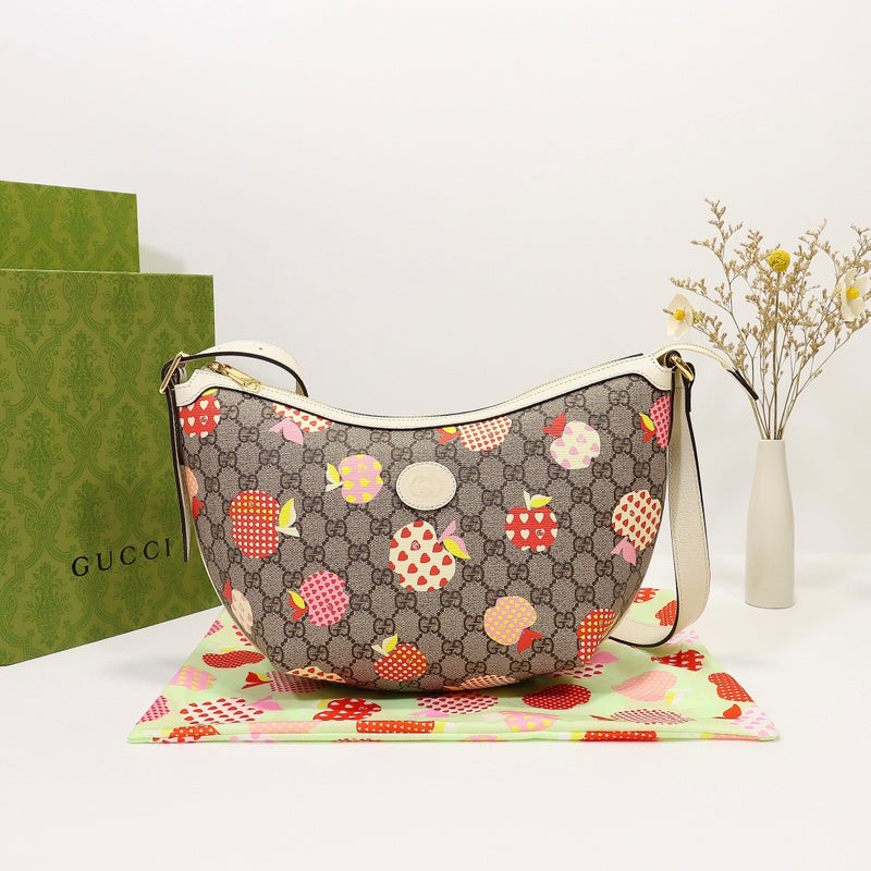 GGG - Bags District - 012
