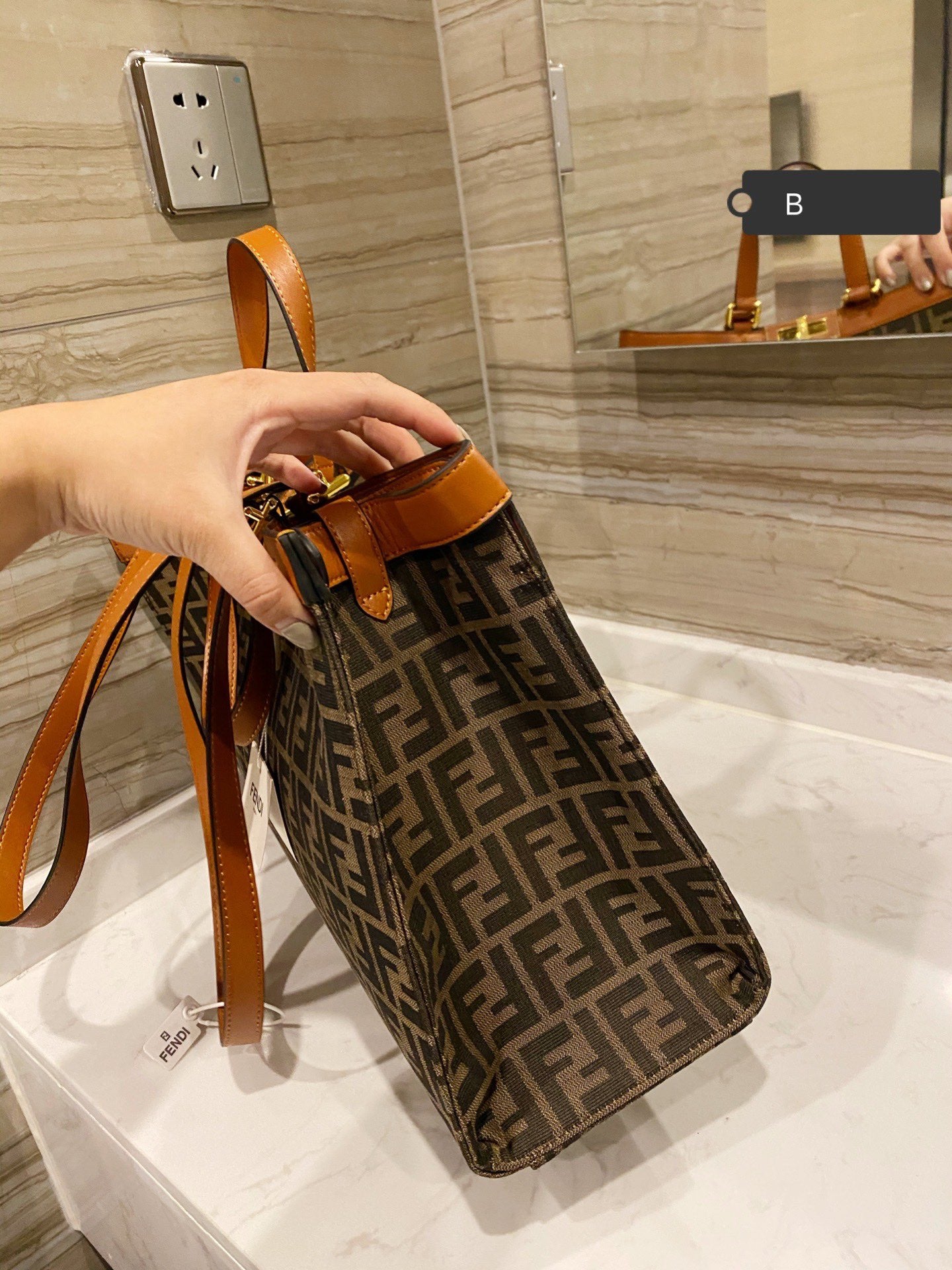 NEW Arrival Bags Fendi 147
