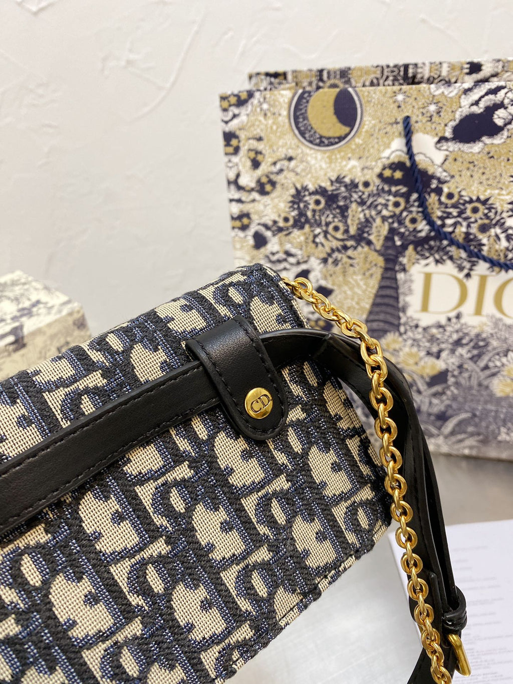 Designer Handbags dior 048