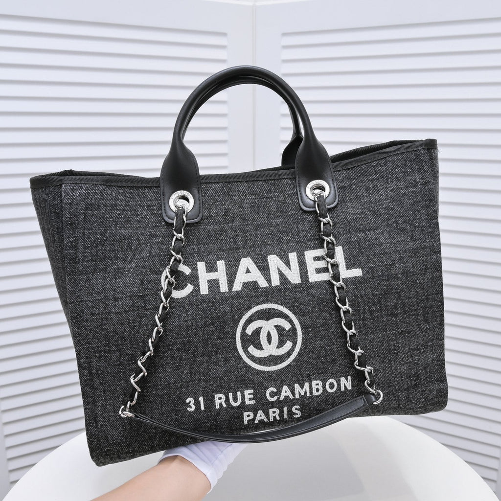 Designer Handbags Chanel 235