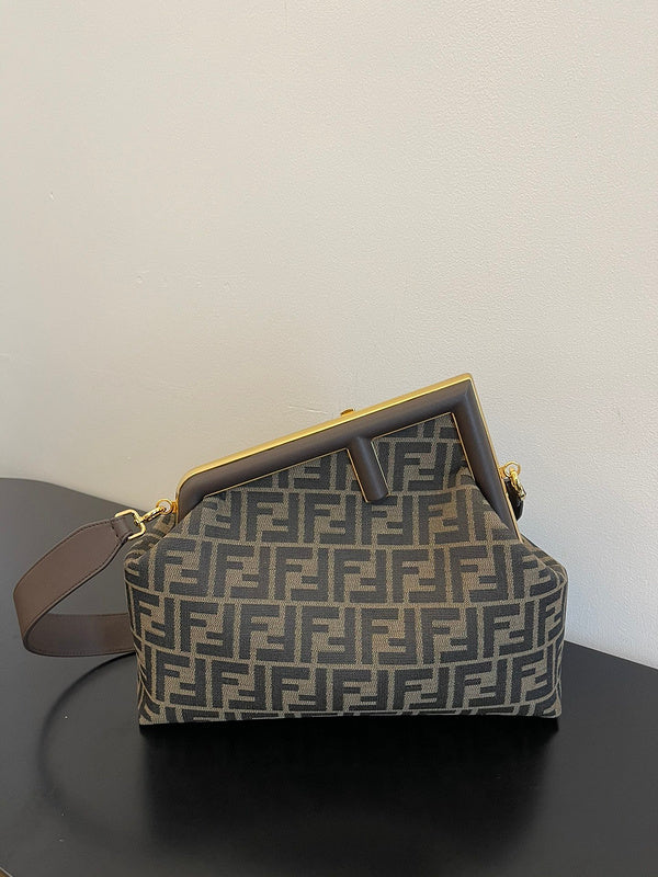 FDI - Bags District - 024