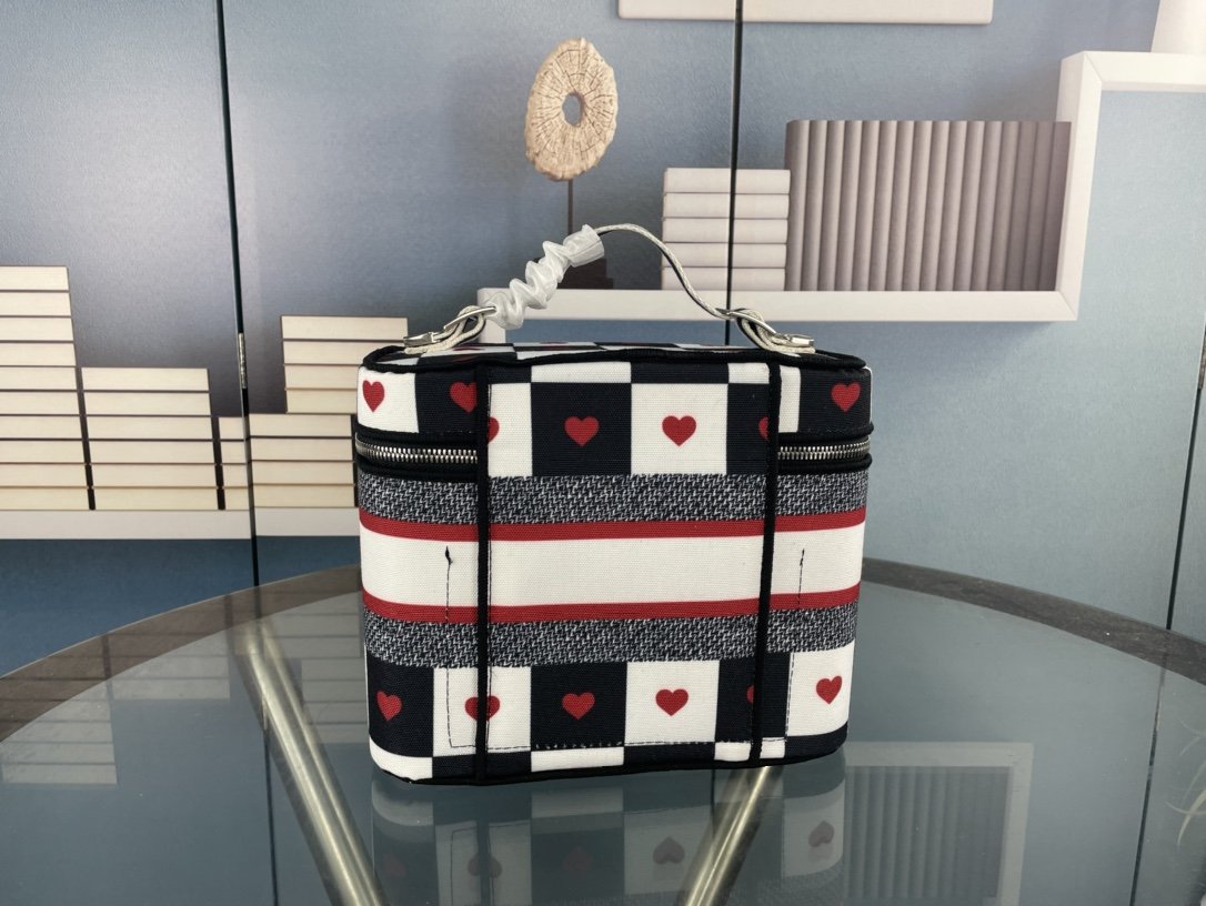 Luxury Handbags Christian Dior 299