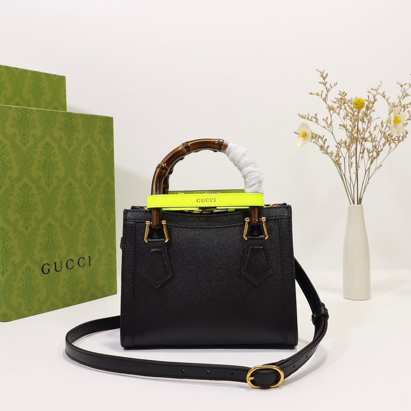 GGG - Bags District - 026