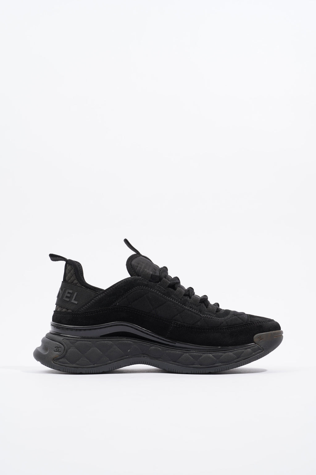 Chanel CC Logo Sneaker Black Canvas EU 39 UK 6