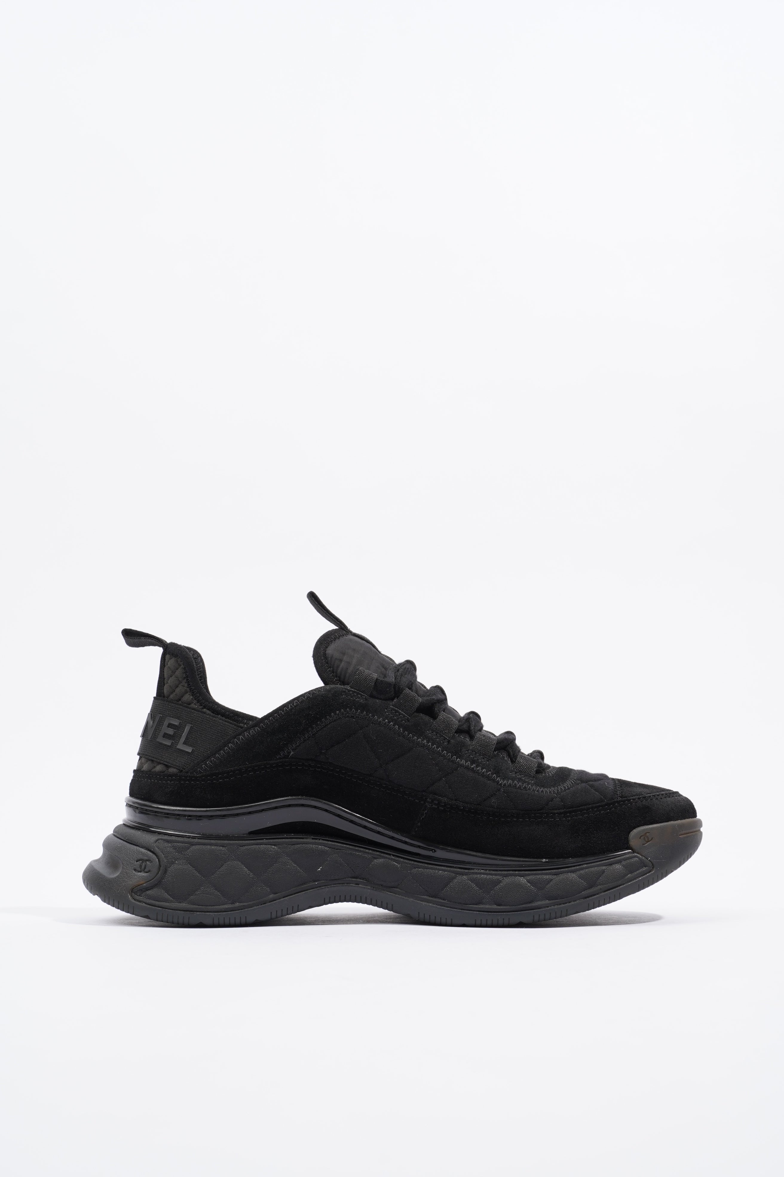 Chanel CC Logo Sneaker Black Canvas EU 39 UK 6