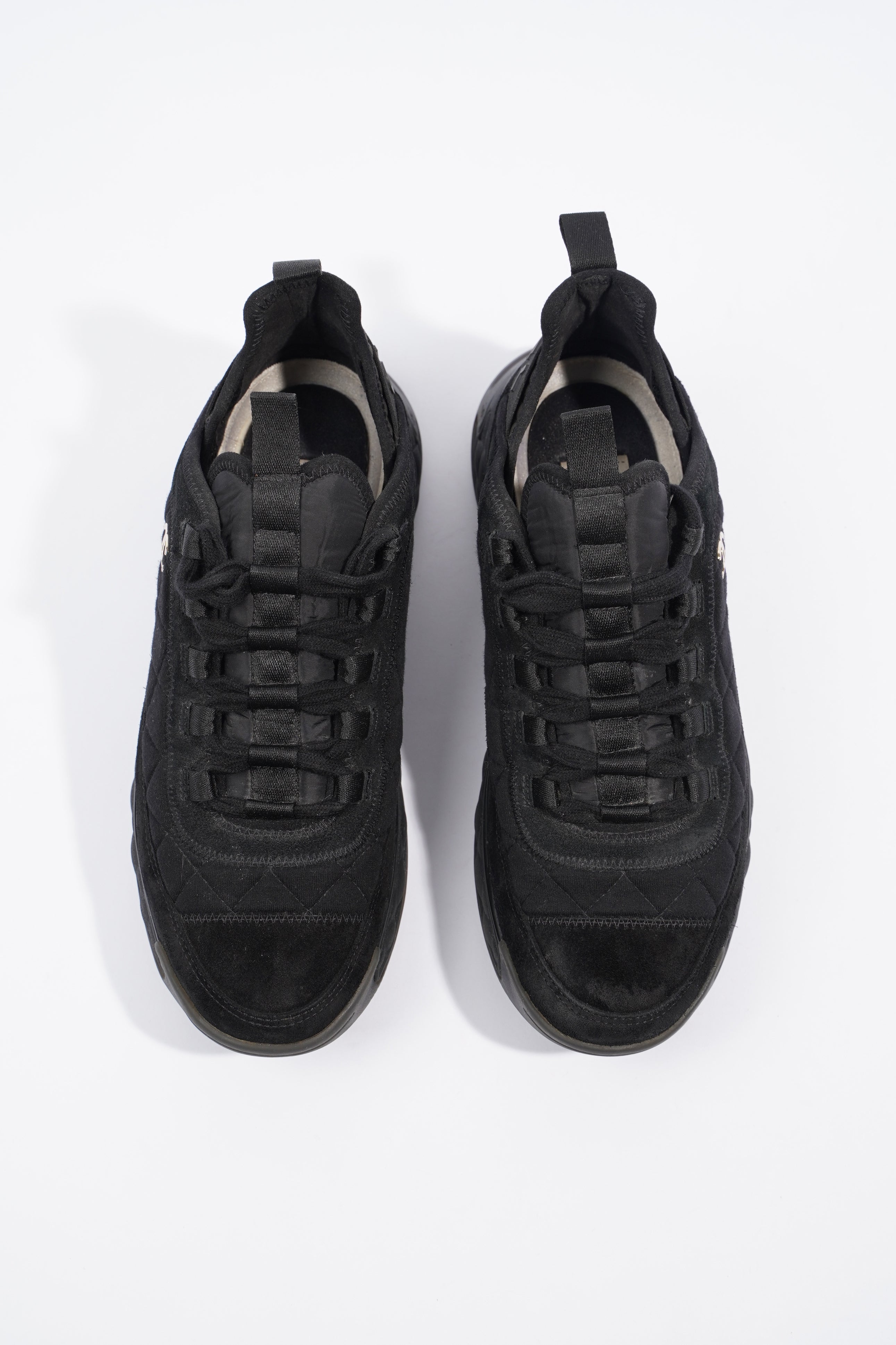 Chanel CC Logo Sneaker Black Canvas EU 39 UK 6