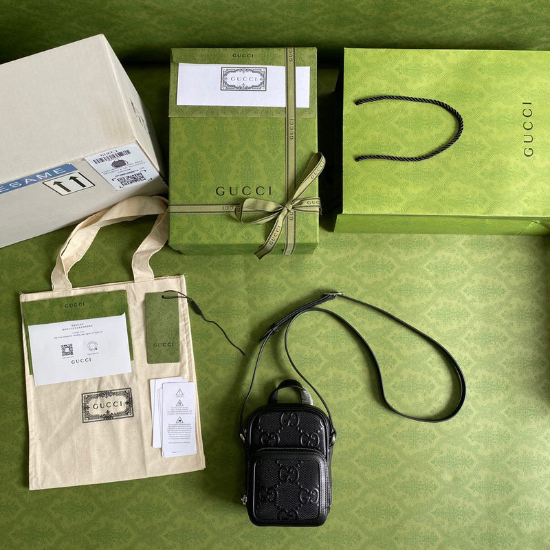 Gucci   Luxury Bags  1001
