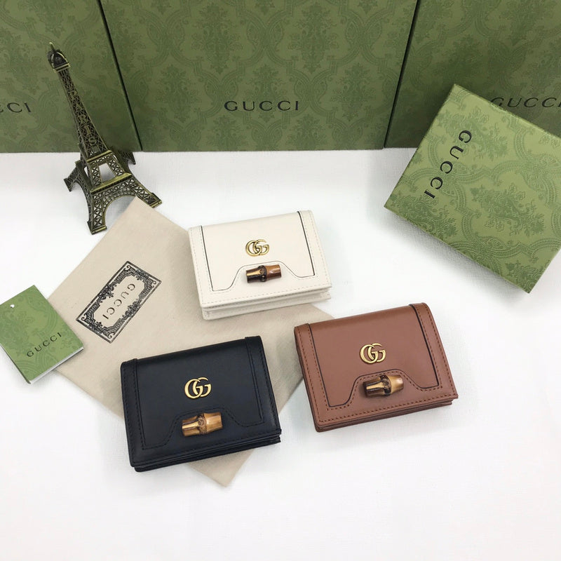 GGG - Bags District - 096
