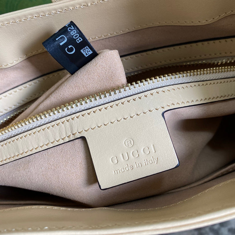 Gucci   Luxury Bags  1047