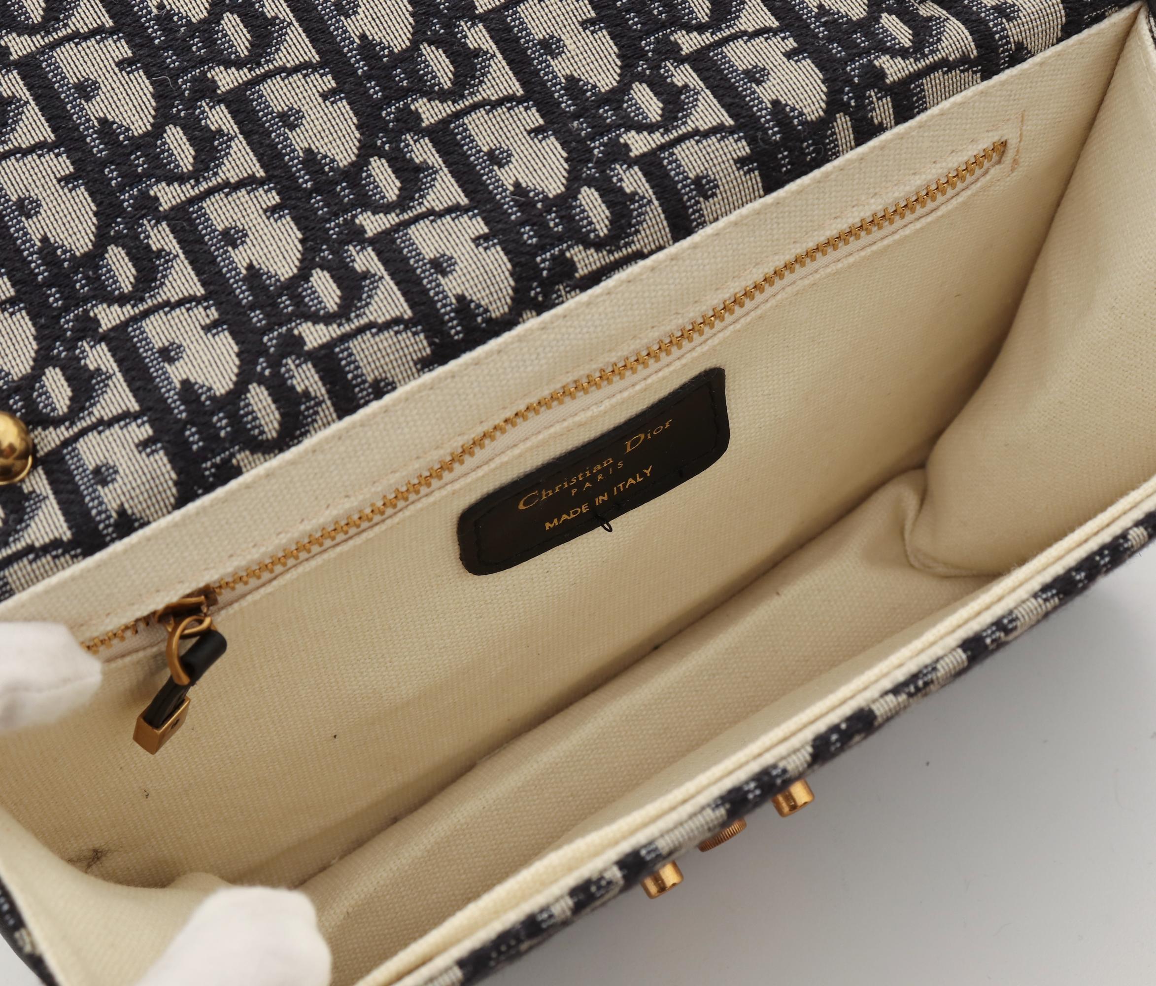 Designer Handbags dior 220