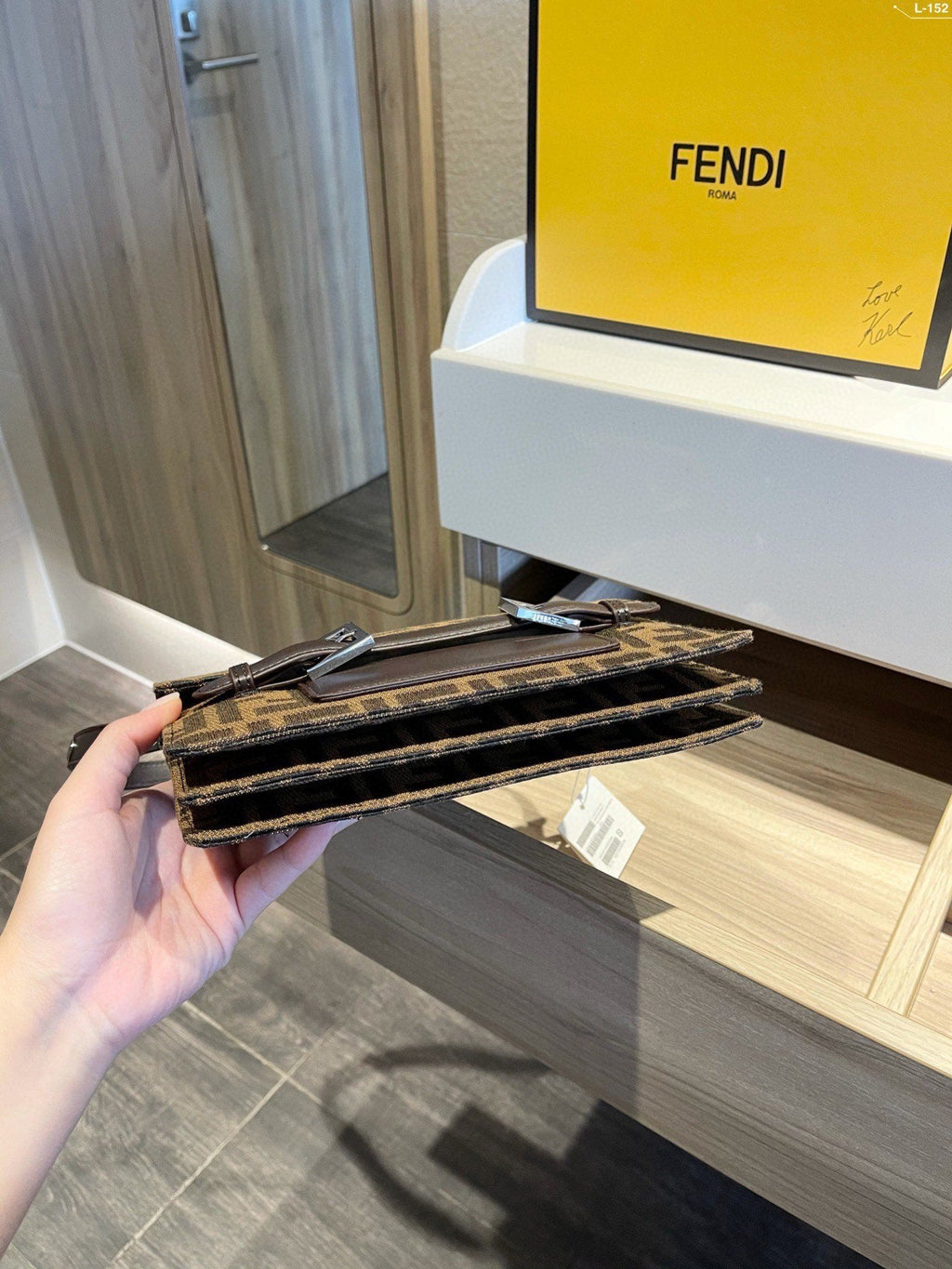 Luxury  Bags Fendi 211