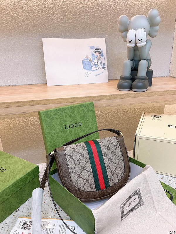 Luxury - Gucci Bags - 220