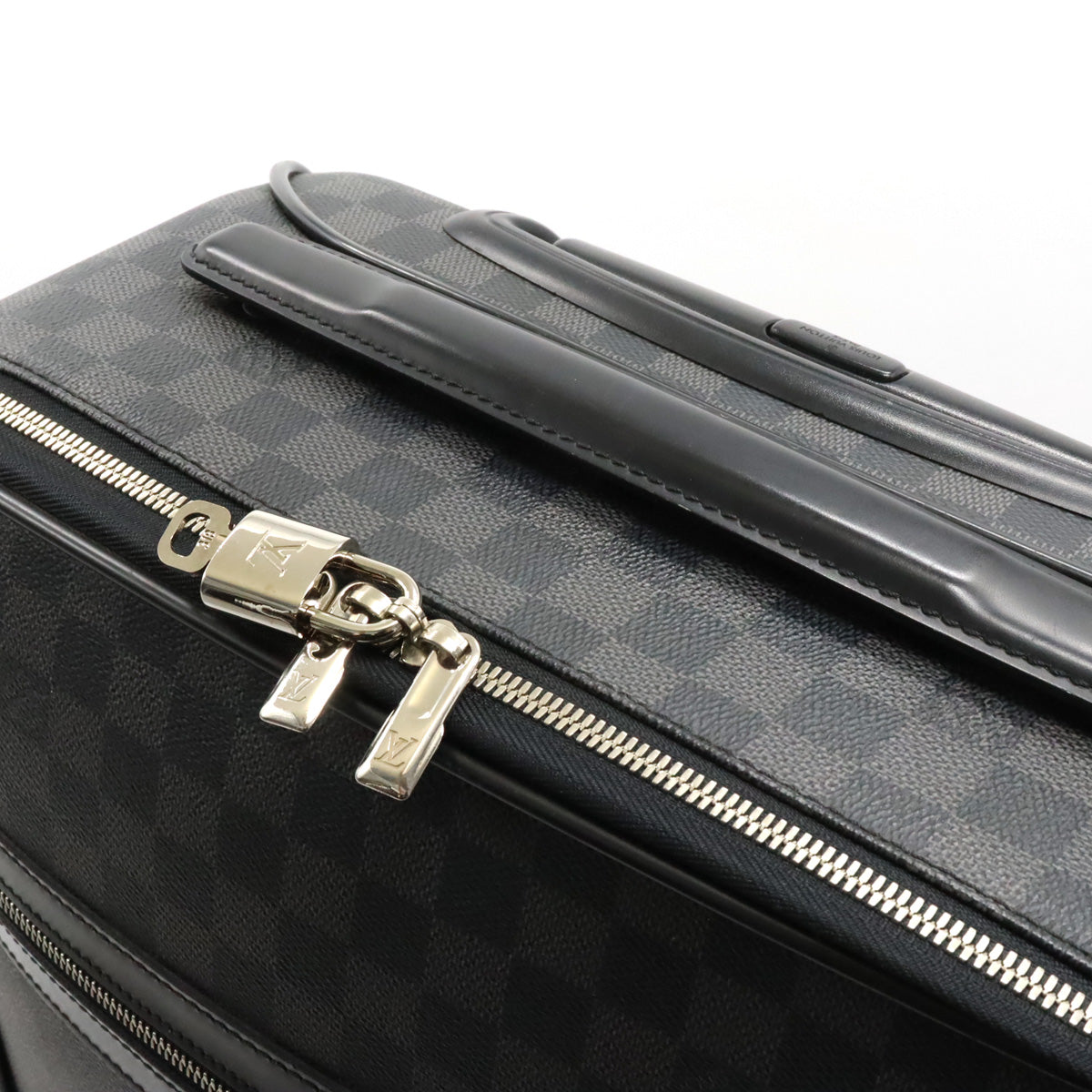 LOUIS VUITTON Pegase 45 Rolling Suitcase Damier Graphite N23302