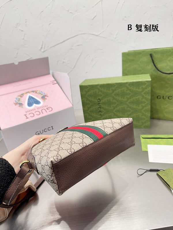 Luxury - Gucci Bags - 215