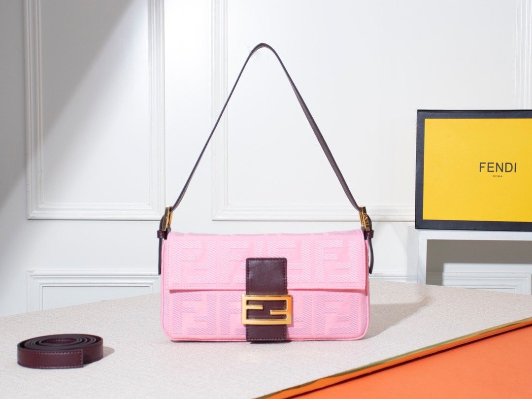Designer Handbags Fendi 079