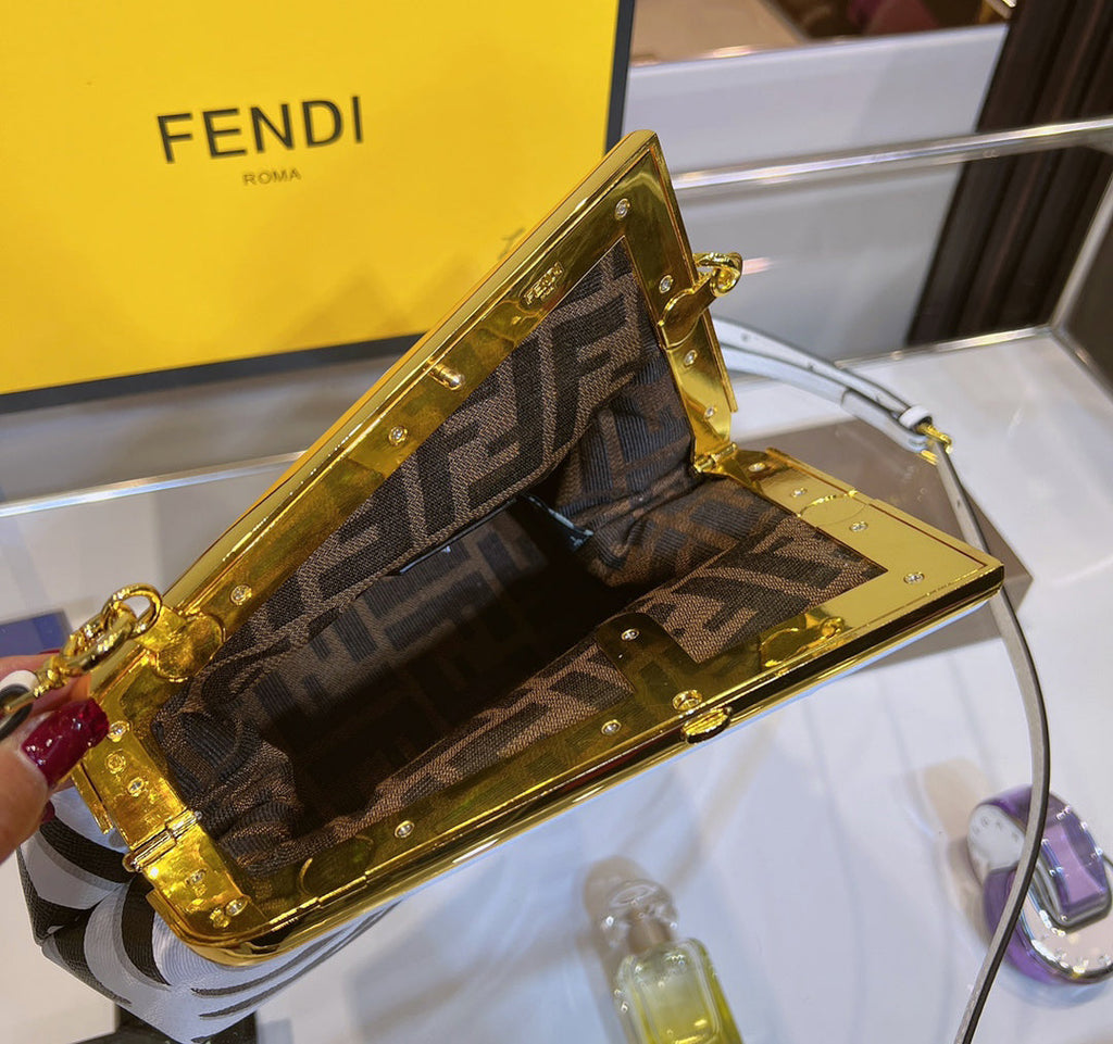 Luxury  Bags Fendi 245