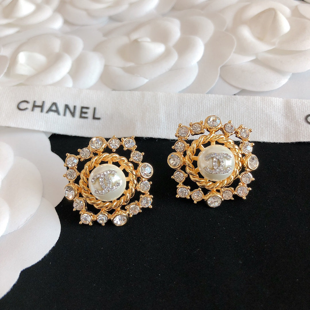 BG - Holiday Earring chanel 008