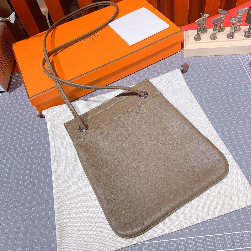 HRS - Bags District - 040