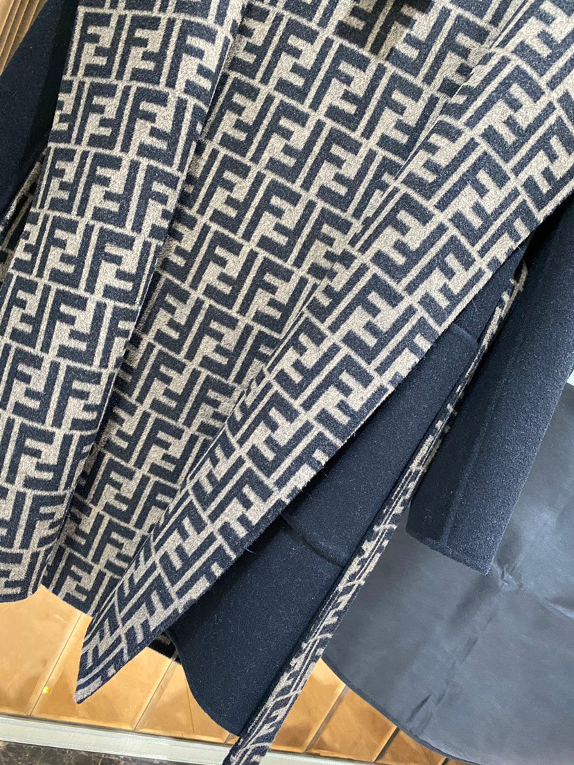 LuxuryWrap Coat  Fendi 004