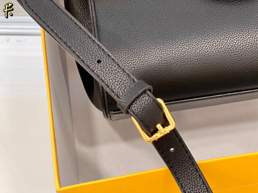 New Arrival Bags Fendi 246