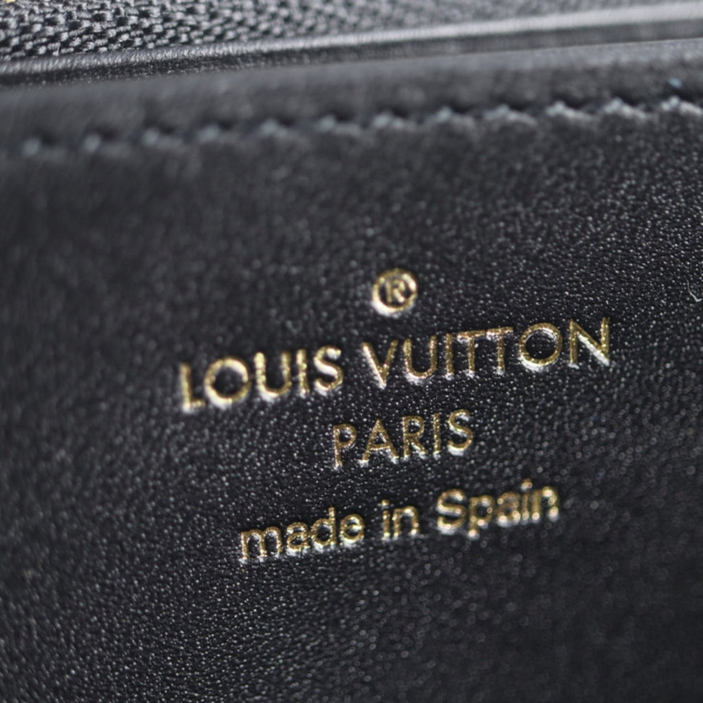 Louis Vuitton Brown Canvas Zippy wallet wallet accessories