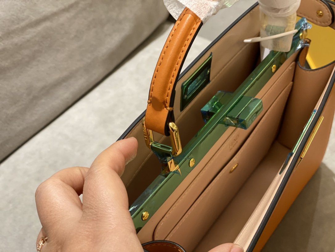 Luxury  Bags Fendi 154