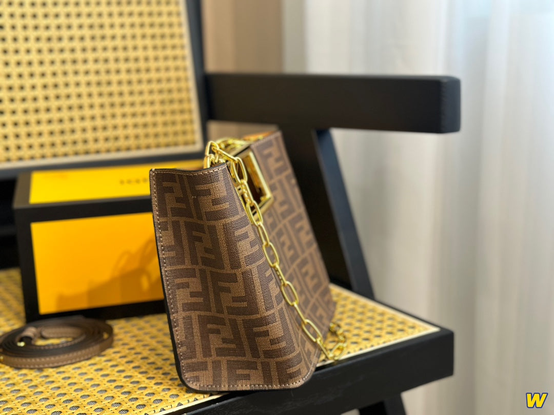 Luxury Bags Fendi 291