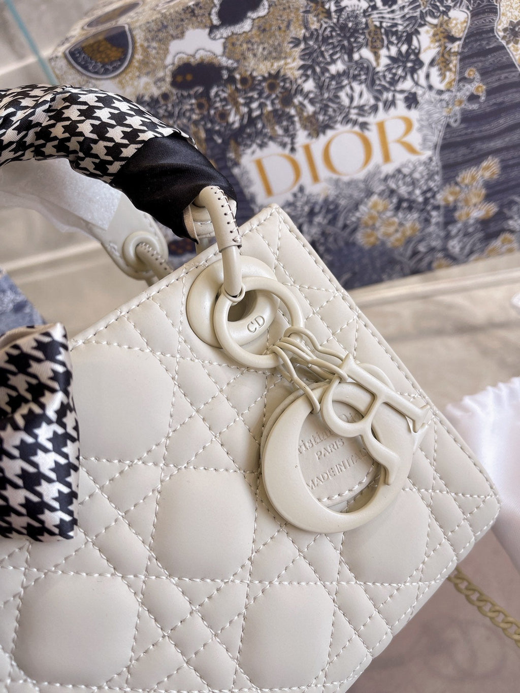 Designer Handbags dior 057