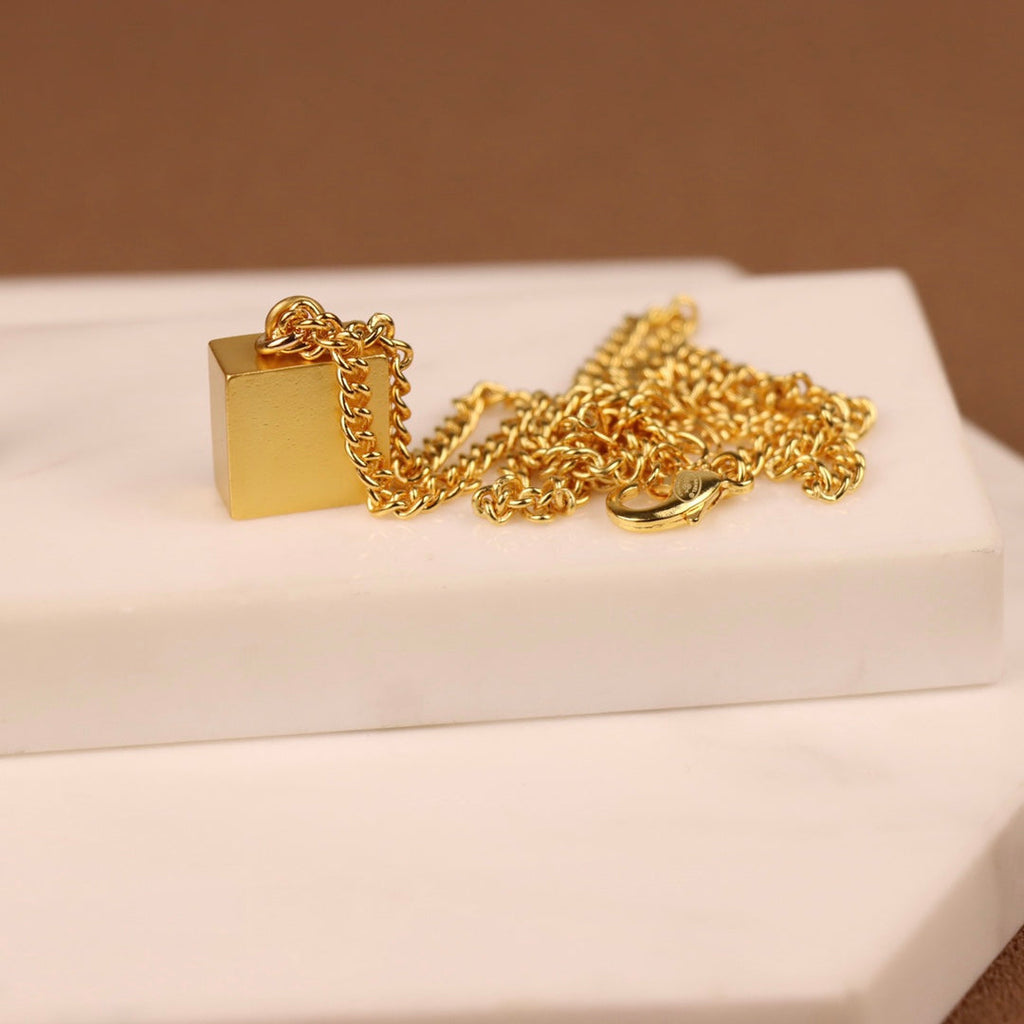 BG - Holiday Necklace chanel038