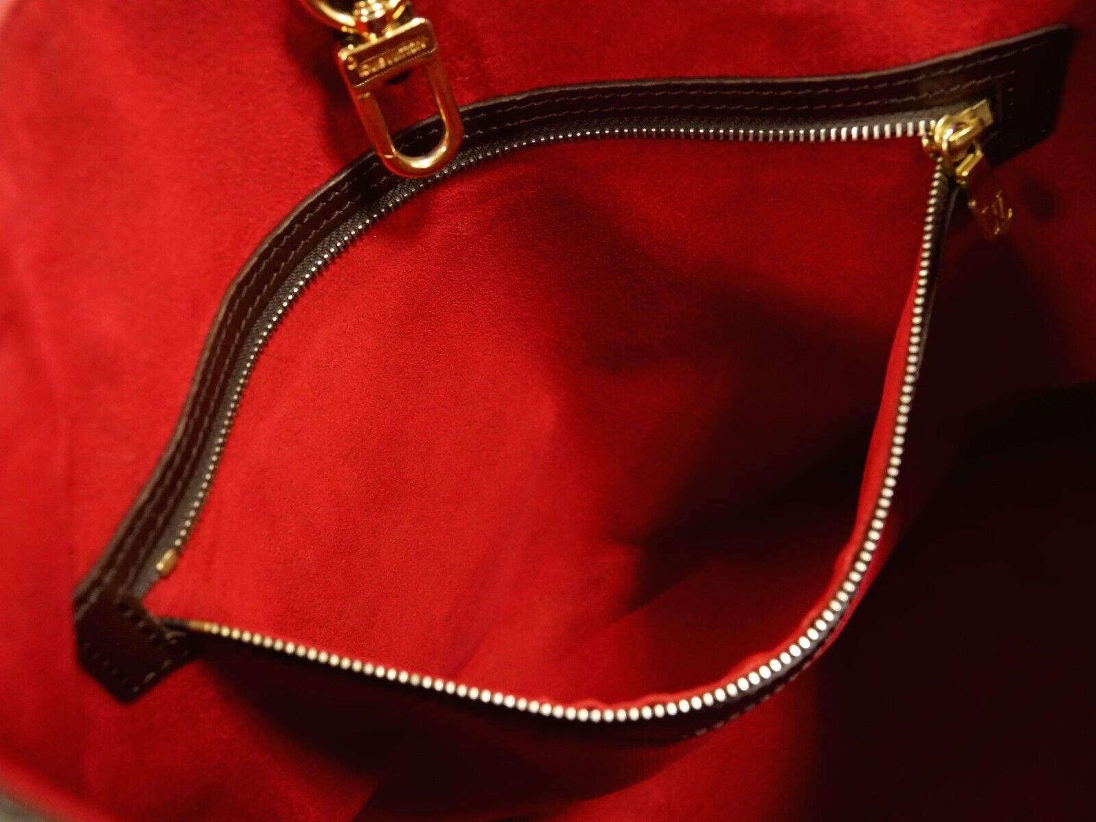 Louis Vuitton Brown Canvas Hampstead handbag bag