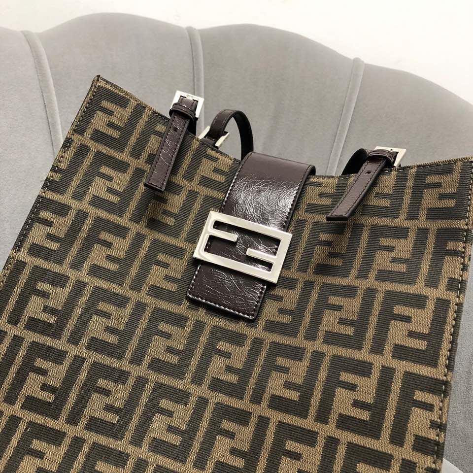 Designer Handbags Fendi 184