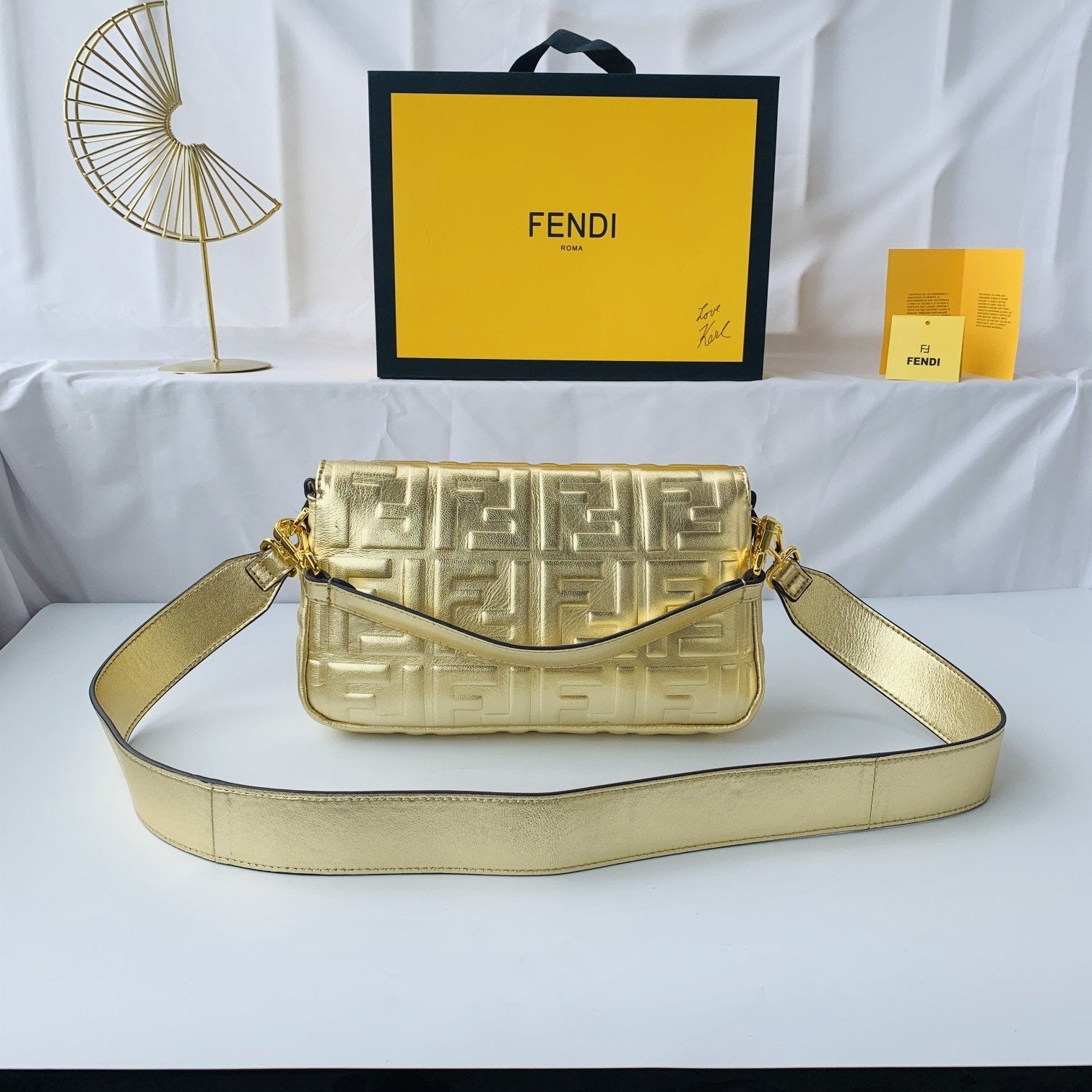 Designer Handbags Fendi 179