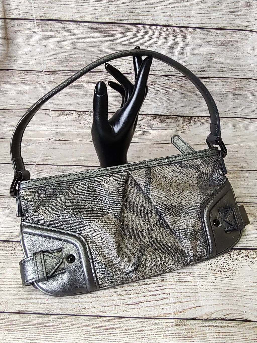 Handbag Luxury Designer By Burberry  Size: Small