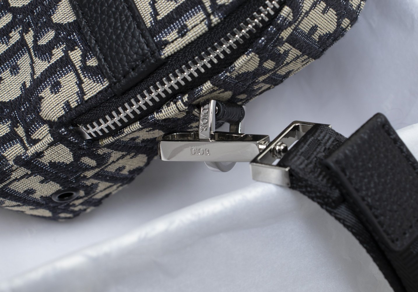 Designer Handbags dior 102