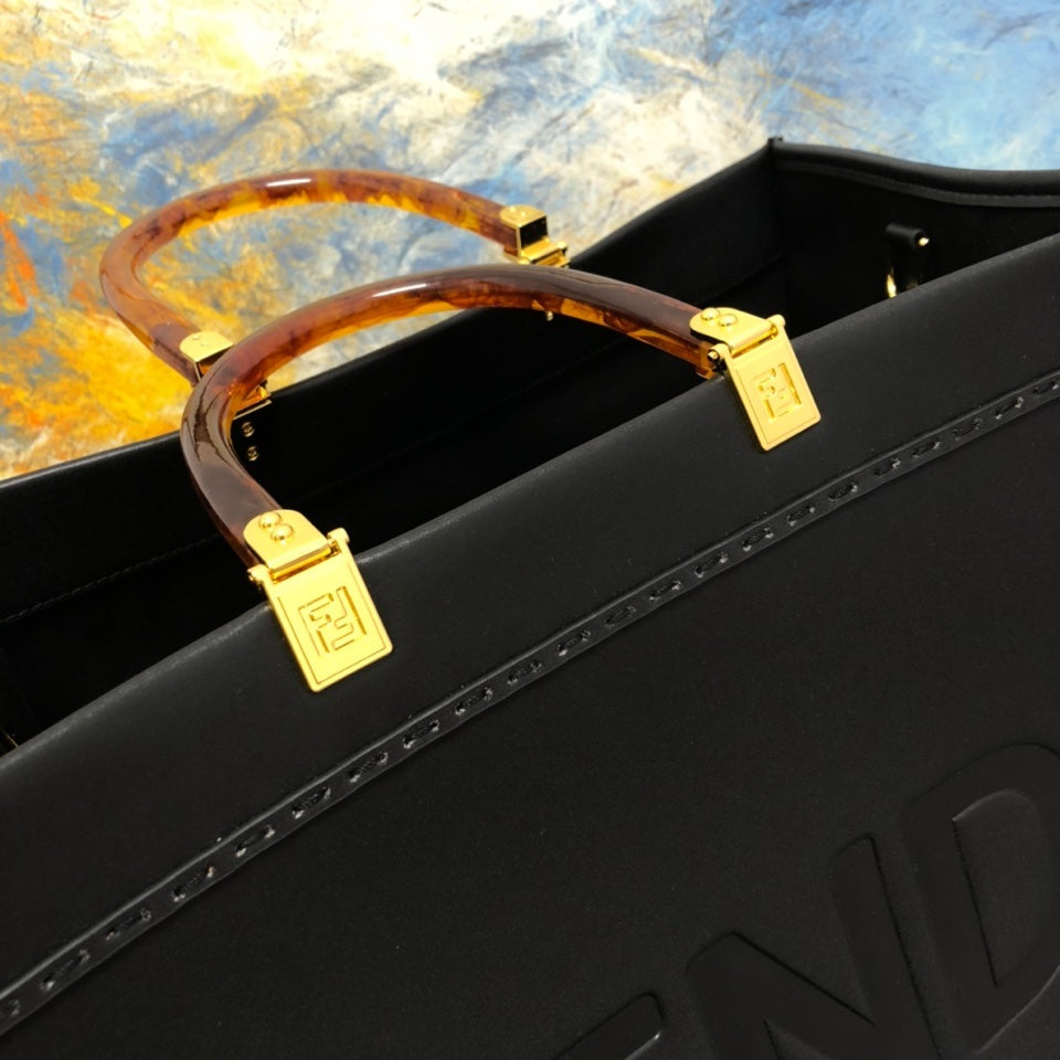 Luxury  Bags Fendi 260