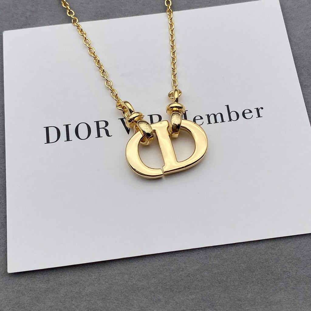BG - Holiday Necklace dior008