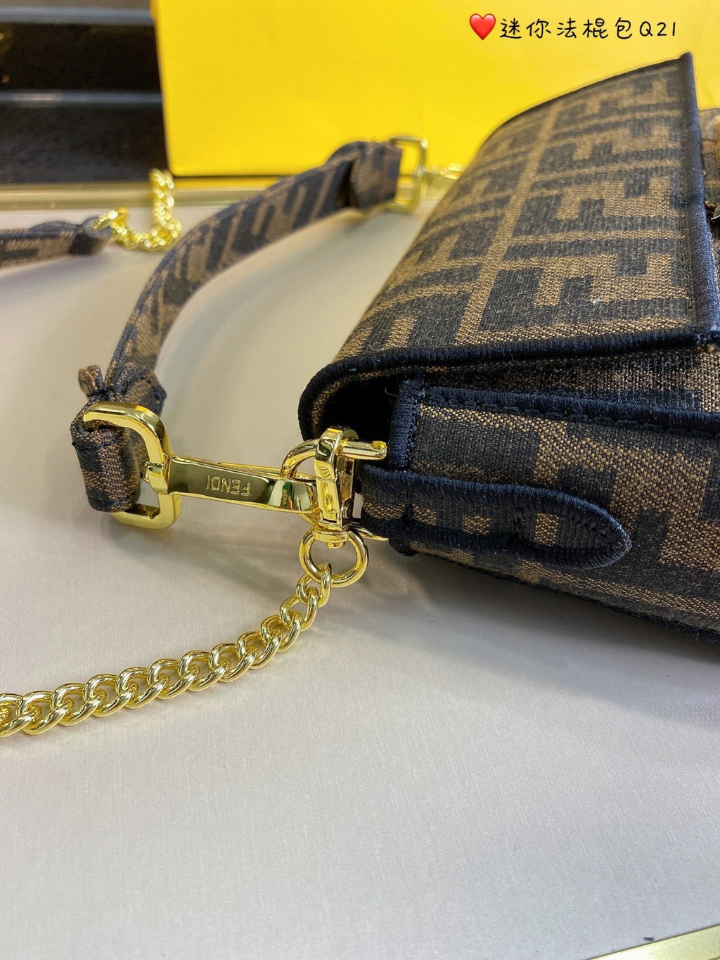 Luxury  Bags Fendi 135