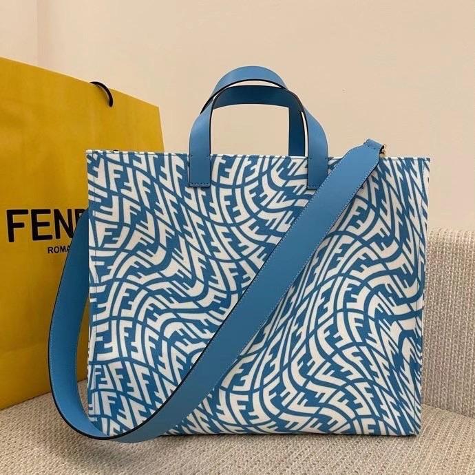 Designer Handbags Fendi 165