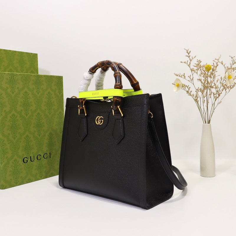 GGG - Bags District - 021