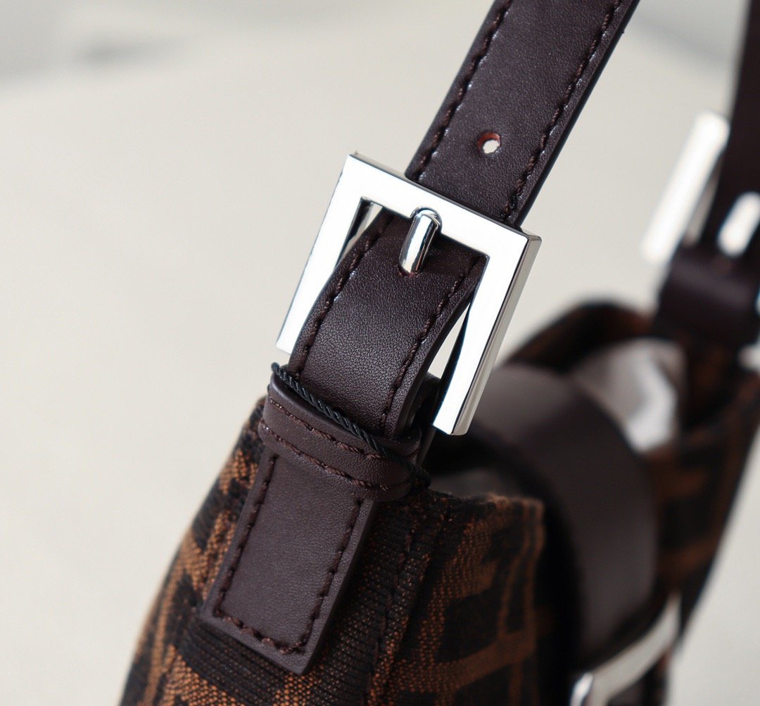 Designer Handbags Fendi 099