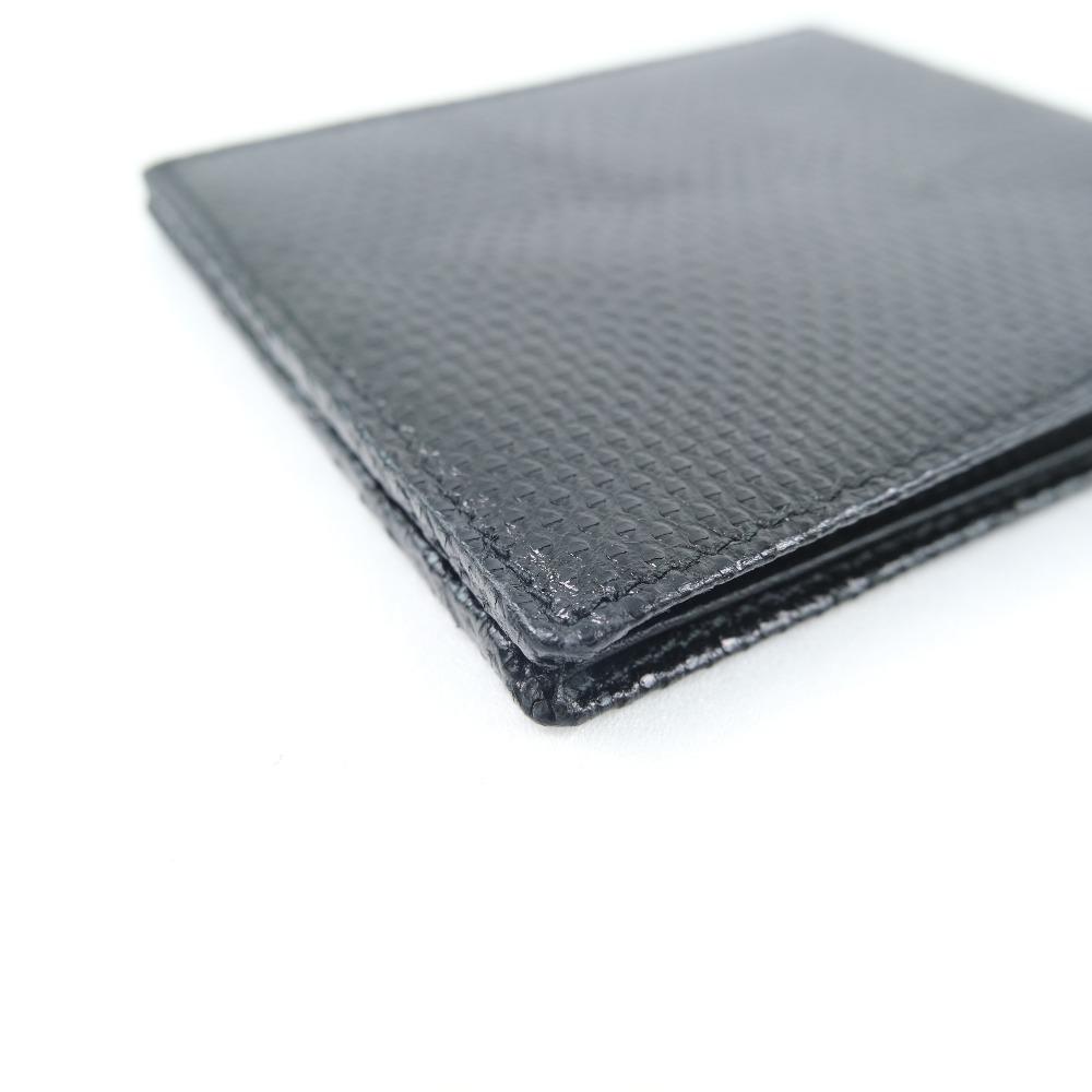 Gucci Black Leather -- wallet accessories