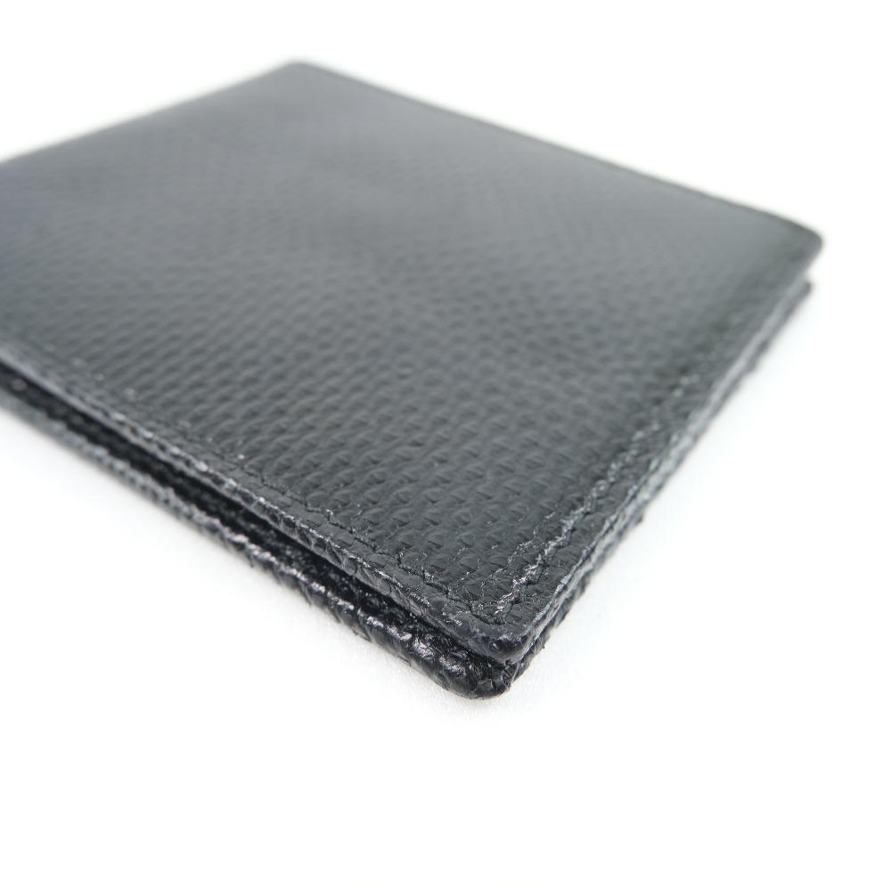 Gucci Black Leather -- wallet accessories