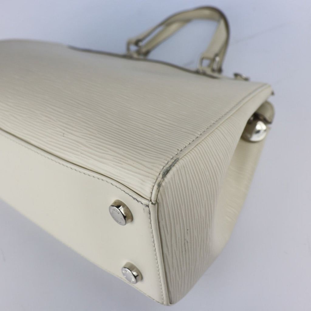 Louis Vuitton White Leather Brea handbag bag
