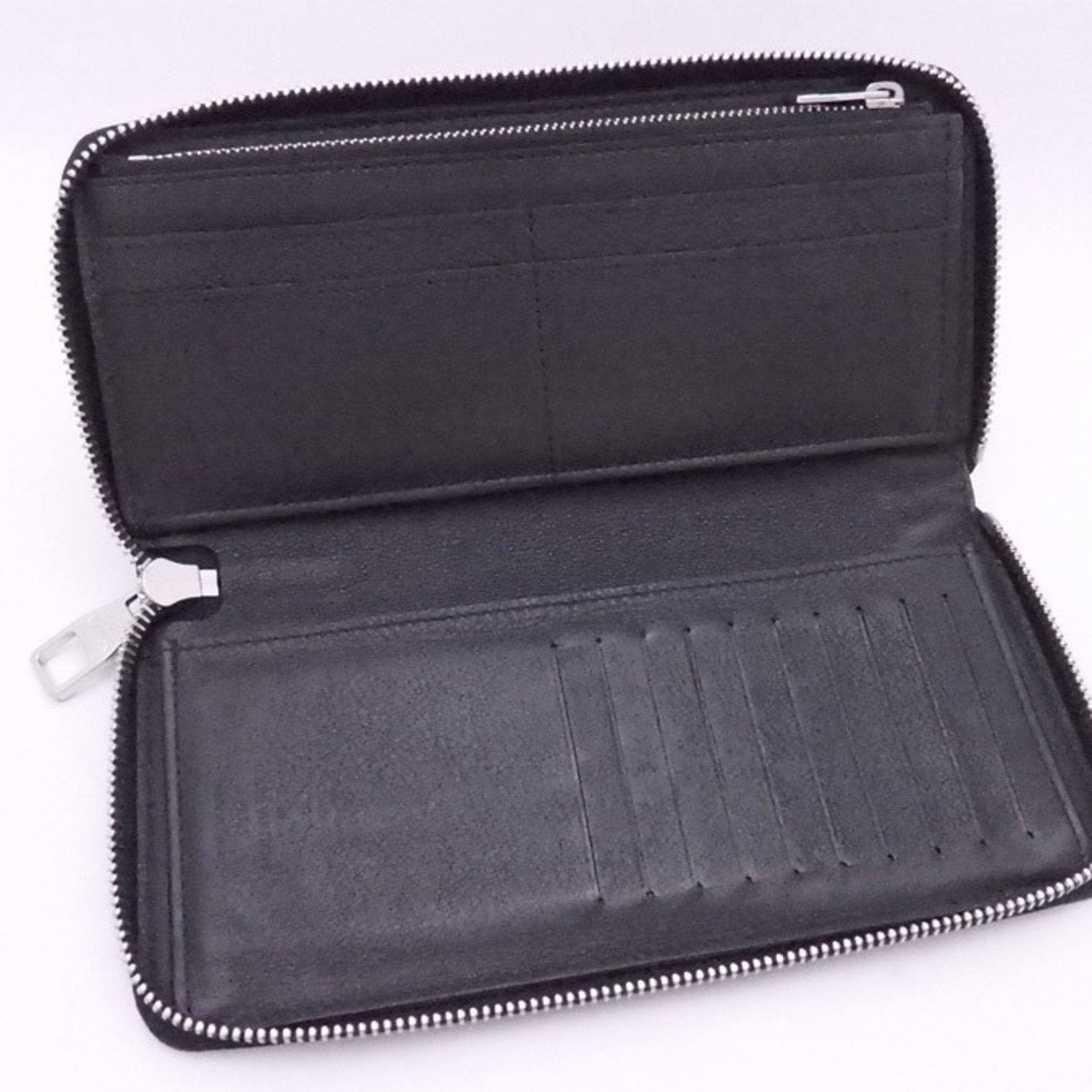 Louis Vuitton Black Leather Zippy Wallet Vertical wallet accessories