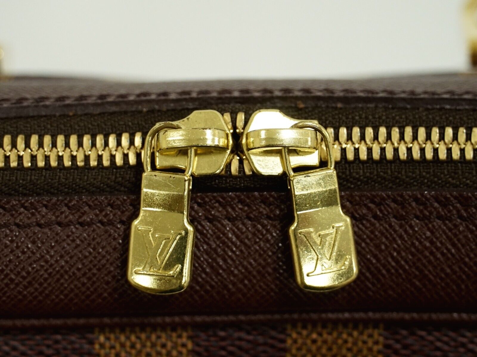 Louis Vuitton Brown Canvas Brera handbag bag