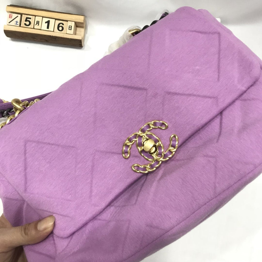 Designer Handbags Chanel 196