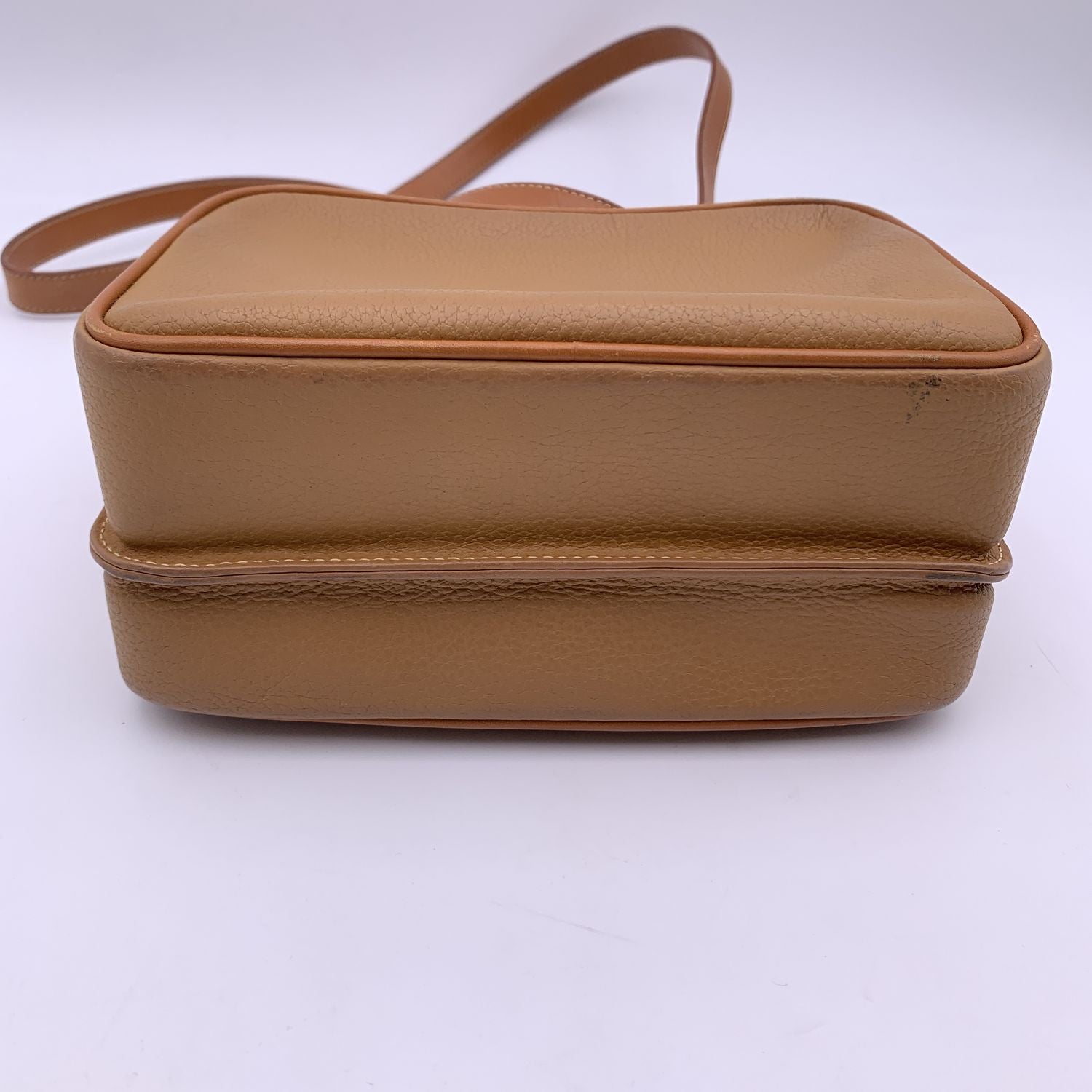 Gucci Vintage Beige Leather 2 Compartments Shoulder Bag